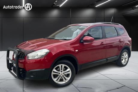 Red 2013 Nissan Dualis Wagon +2 St (4X2)