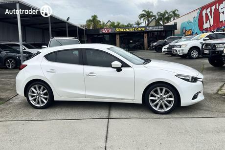 White 2018 Mazda 3 Hatchback Sp25 Astina