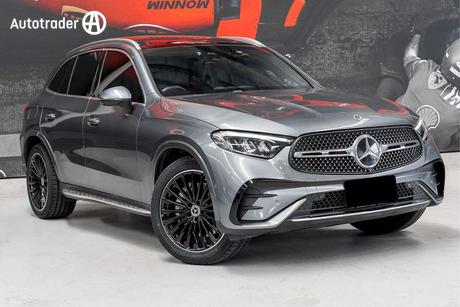 Grey 2023 Mercedes-Benz GLC300 Wagon 4Matic Mhev