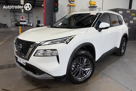 White 2023 Nissan X-Trail Wagon St (4Wd) 7 Seat