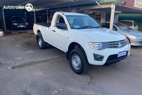 2011 Mitsubishi Triton Utility Glx