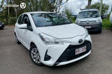 White 2017 Toyota Yaris Hatchback Ascent