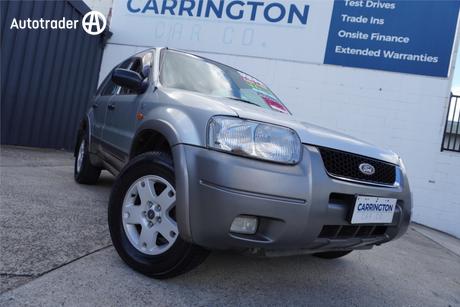 Silver 2004 Ford Escape Wagon Xlt