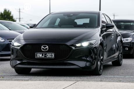 Black 2022 Mazda 3 Hatchback G25 Astina
