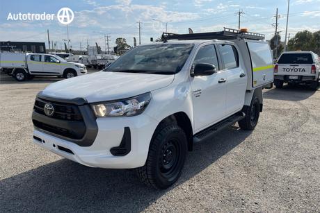 White 2021 Toyota Hilux Double Cab Chassis Sr (4X4)