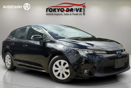 Black 2021 Toyota Corolla SUV TOURING (HYBRID)