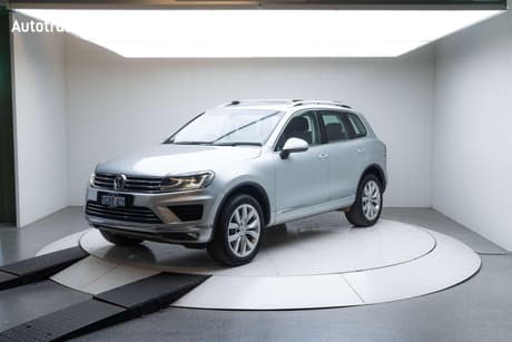 Silver 2015 Volkswagen Touareg Wagon V6 Tdi