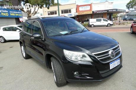 Black 2011 Volkswagen Tiguan Wagon 147 Tsi