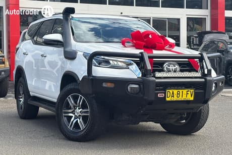 White 2020 Toyota Fortuner Wagon Gxl