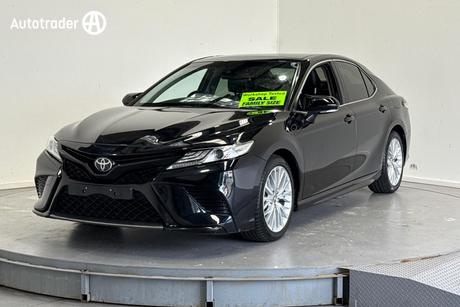 Black 2019 Toyota Camry Sedan Sl