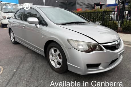 Silver 2010 Honda Civic Sedan Vti