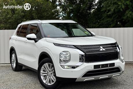 White 2022 Mitsubishi Outlander Wagon Ls 7 Seat (Awd)