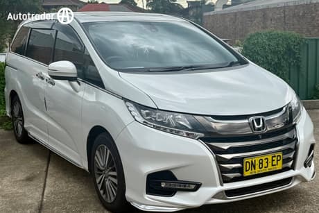 White 2019 Honda Odyssey Wagon Vti-L