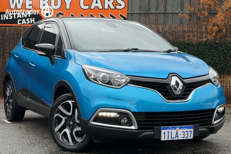 Blue 2015 Renault Captur Wagon Dynamique
