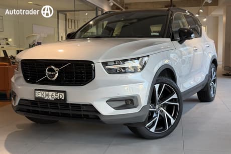 Silver 2020 Volvo XC40 Wagon T5 R-Design (Awd)