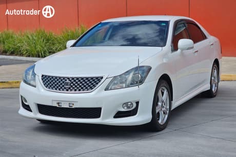 White 2008 Toyota Crown Sedan ATHLETE GRS204