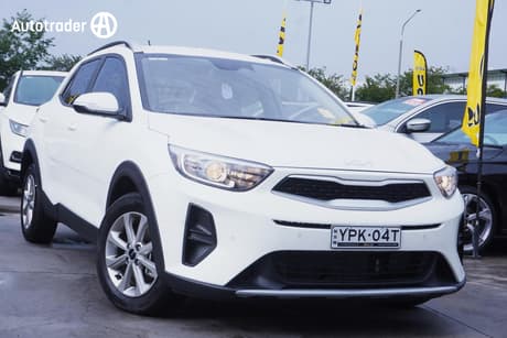 White 2025 Kia Stonic Wagon S