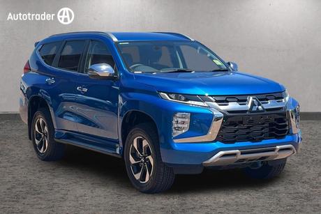 Blue 2025 Mitsubishi Pajero Sport Wagon Exceed (4Wd) 7 Seat