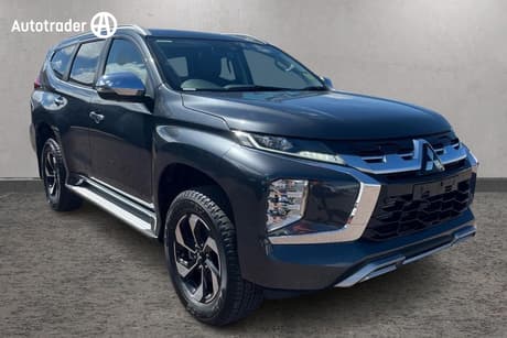 Grey 2025 Mitsubishi Pajero Sport Wagon Exceed (4Wd) 7 Seat