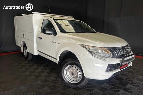 White 2015 Mitsubishi Triton Cab Chassis Glx