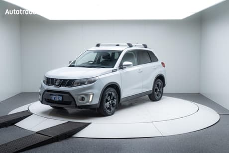 White 2018 Suzuki Vitara Wagon S Turbo (Fwd)