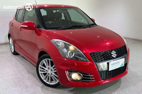 Red 2015 Suzuki Swift Hatchback Sport