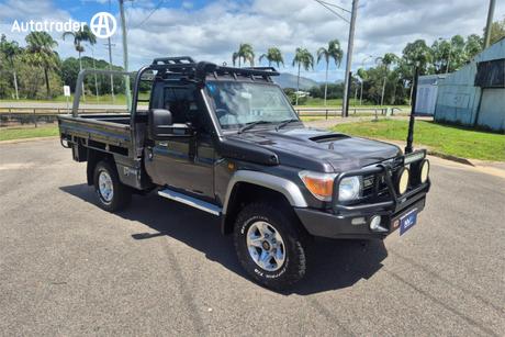 Grey 2015 Toyota Landcruiser Cab Chassis Gxl (4X4)
