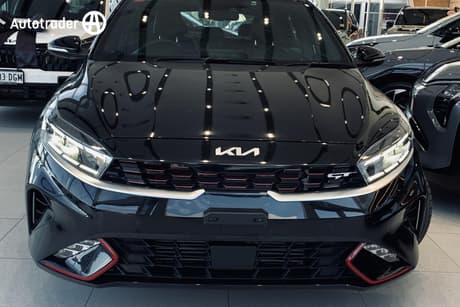 Black 2023 Kia Cerato Hatchback Gt