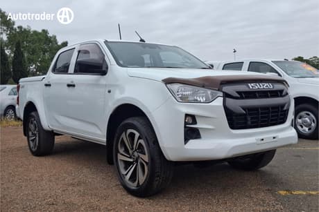 White 2021 Isuzu D-MAX Crew Cab Utility Sx (4X4)