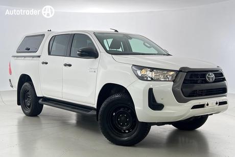 2020 Toyota Hilux SR