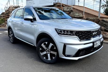 Silver 2022 Kia Sorento Wagon Sport 7 Seat