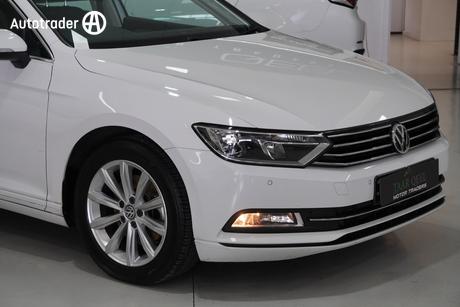 White 2016 Volkswagen Passat Sedan 132 Tsi Comfortline