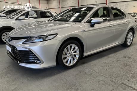 Silver 2024 Toyota Camry Sedan Ascent
