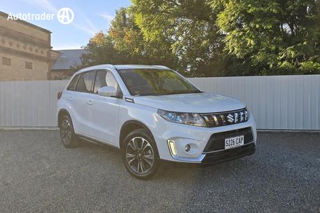 White 2019 Suzuki Vitara Wagon Turbo