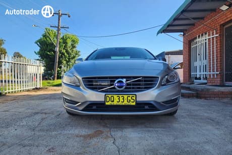 Beige 2014 Volvo S60 Sedan T4 TEKNIK F MY13