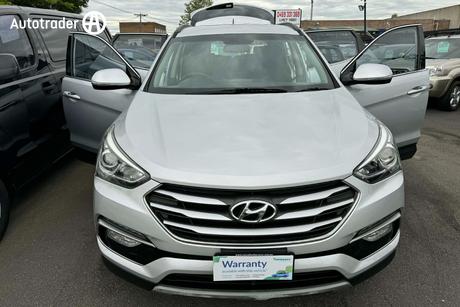 Silver 2017 Hyundai Santa FE Wagon Active (4X4)