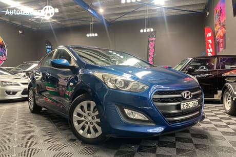 Blue 2015 Hyundai I30 Hatchback Active