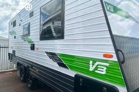 White 2025 Viscount V3.2 Caravan