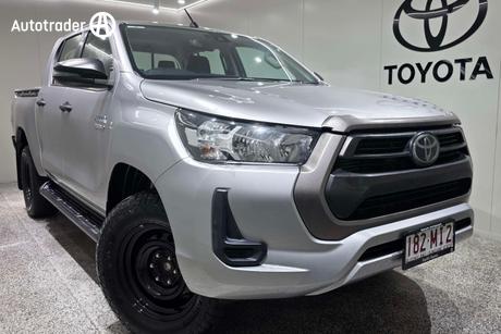 Silver 2020 Toyota Hilux Double Cab Pick Up Sr Hi-Rider