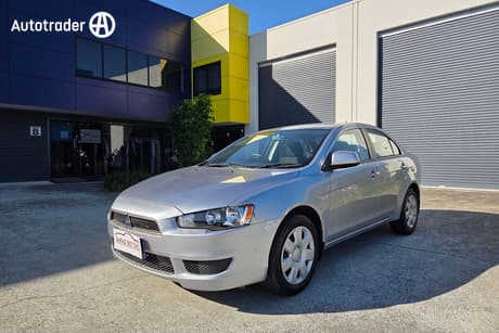 Silver 2008 Mitsubishi Lancer Sedan Es