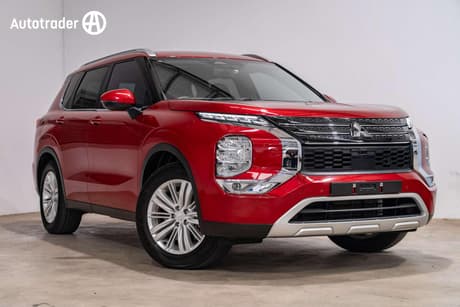 Red 2022 Mitsubishi Outlander Wagon Ls 7 Seat (Awd)