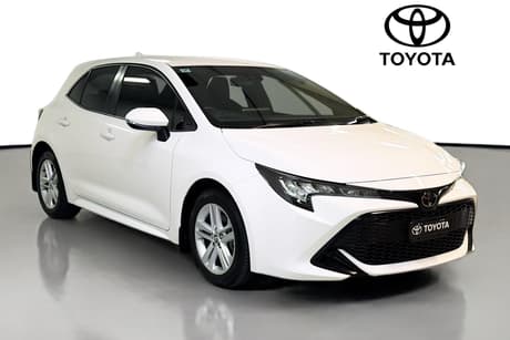 White 2022 Toyota Corolla Hatchback Ascent Sport