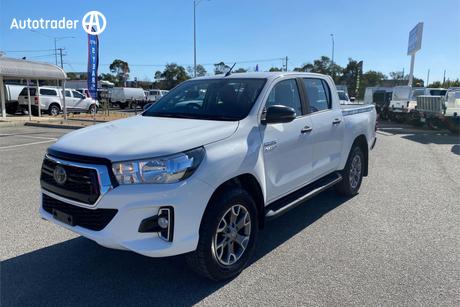 White 2019 Toyota Hilux Double Cab Pick Up Sr Hi-Rider