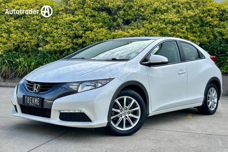White 2012 Honda Civic Hatchback Vti-S