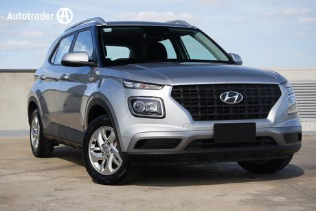 Silver 2022 Hyundai Venue Wagon