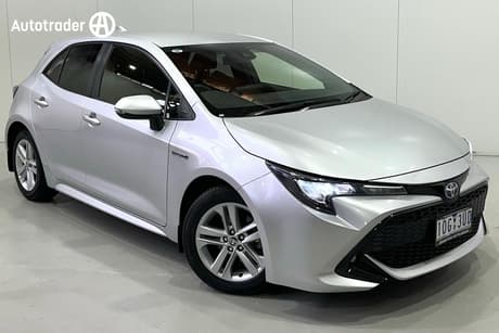 Silver 2018 Toyota Corolla Hatchback Sx (Hybrid)