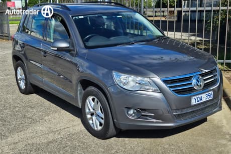 Grey 2011 Volkswagen Tiguan Wagon 125 Tsi