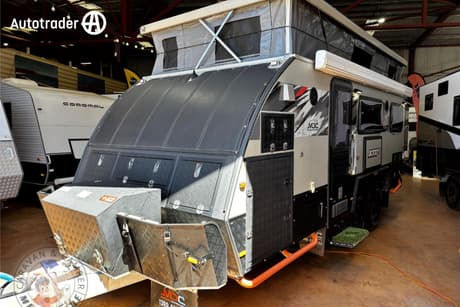 Black 2023 Mdc XT17 Caravan