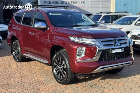 Red 2022 Mitsubishi Pajero Sport Wagon Exceed (4Wd) 7 Seat