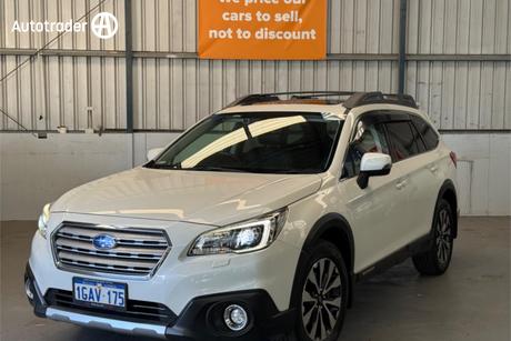 White 2016 Subaru Outback Wagon 2.5I Premium